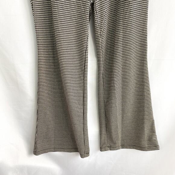 Max Studio London Pull On Bootcut Pants Women L Black Houndstooth Comfort‎ Waist - Picture 4 of 7
